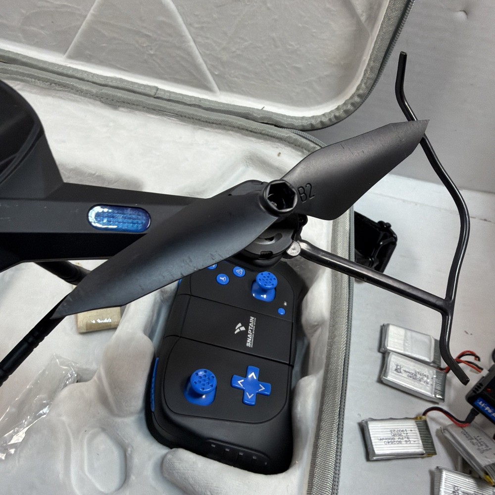 SNAPTAIN S5C Black Blue Quadcopter Drone with Controller & Case, Tested & Works