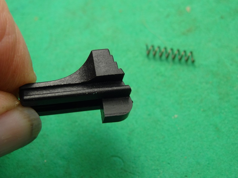 Winchester 1500 Carrier Release w/ Spring (Plastic)
