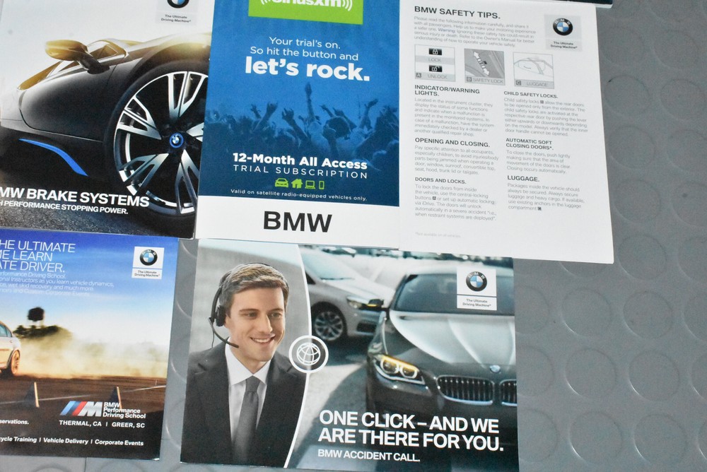 2020 BMW X7 OWNERS MANUAL - SET!!!!