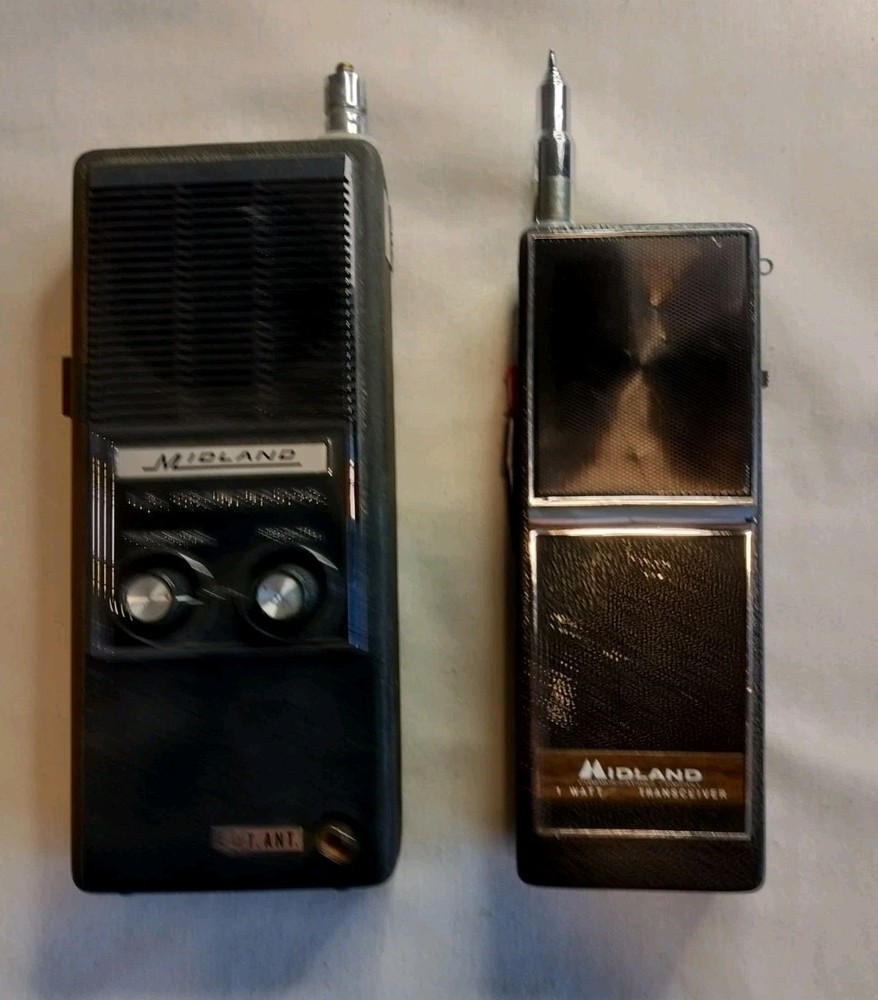 Vintage Midland Transistor Lot Model 13-133B and 13-700 Untested