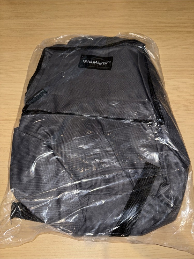 Trail maker 24 Pack- Classic 17 Inch Backpack - New