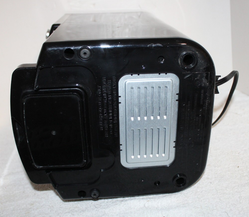 Cuisinart DCC-3000P1 Programmable 12 Cup Coffeemaker in Box + Extras ~ Working