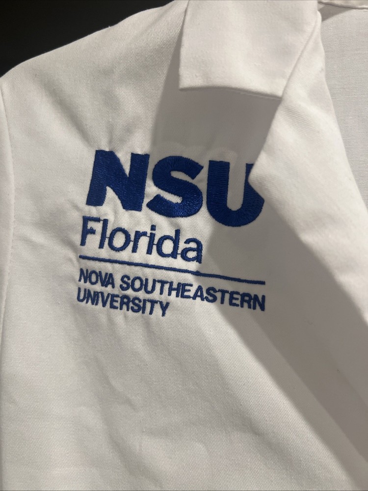 women NSU Lab coat size 4