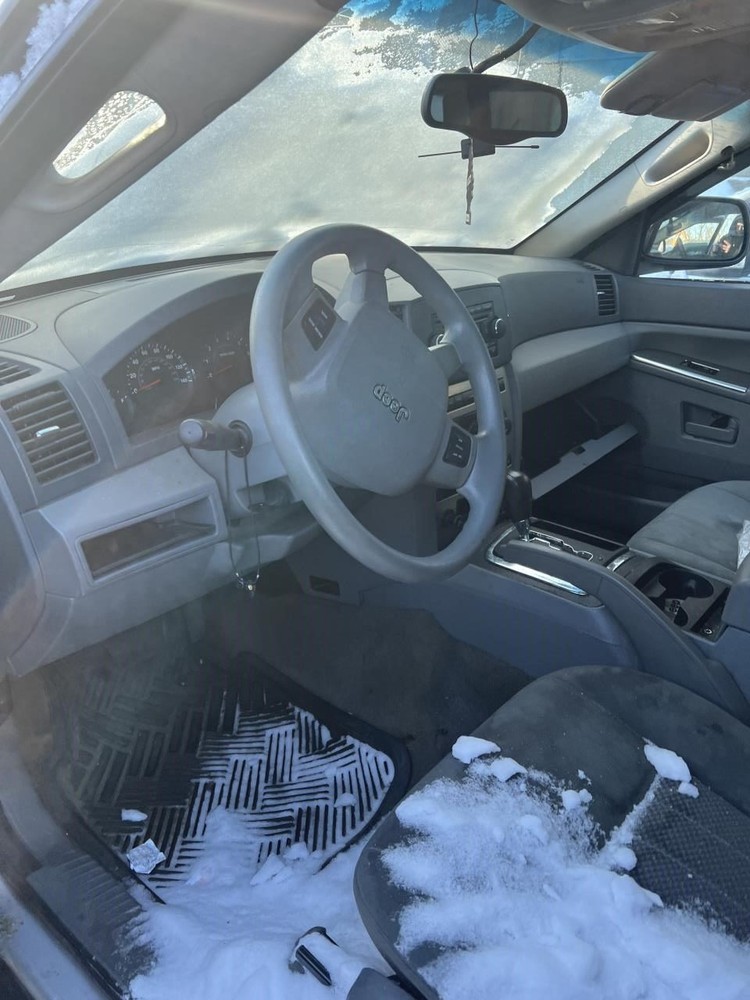 GRANDCHER 2006 Third Brake Light OEM