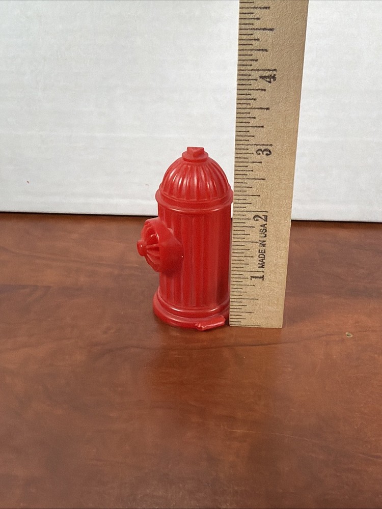1980s FLEER Fire Hydrant CANDY CONTAINER Vintage With Candy Not For Consumption