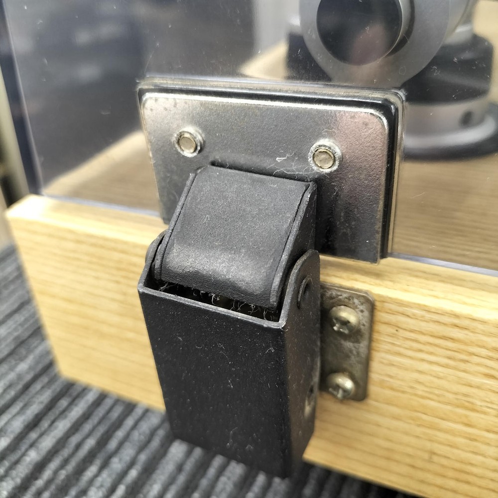 Denon DP-1000 DP-1700 Direct Drive Turntable Record Player Audio