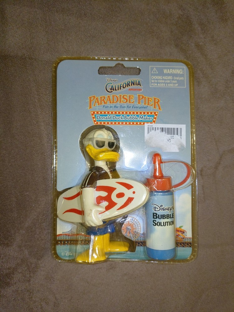 Disney Paradise Pier Donald Duck Bubble Maker NIB