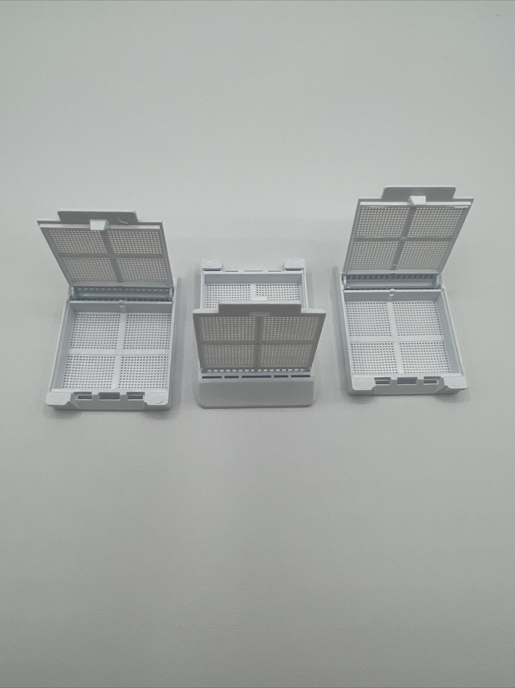 Embedding Biopsy Cassette, Molded with 1-Compartment & Attached Front Lid, White