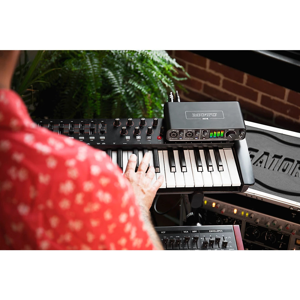 MOTU M4 4x4 USB-C Audio Interface