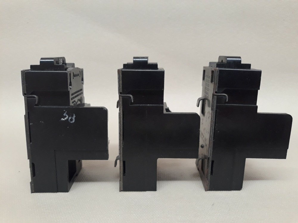 Lot of 3 - Pushmatic 15 Amp Single Pole Breakers P115 Save!