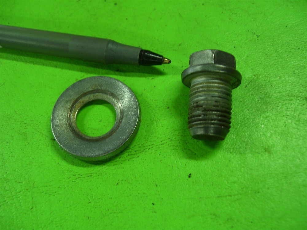 2015 Can Am Commander 1000 rear driveshaft transmission BOLT