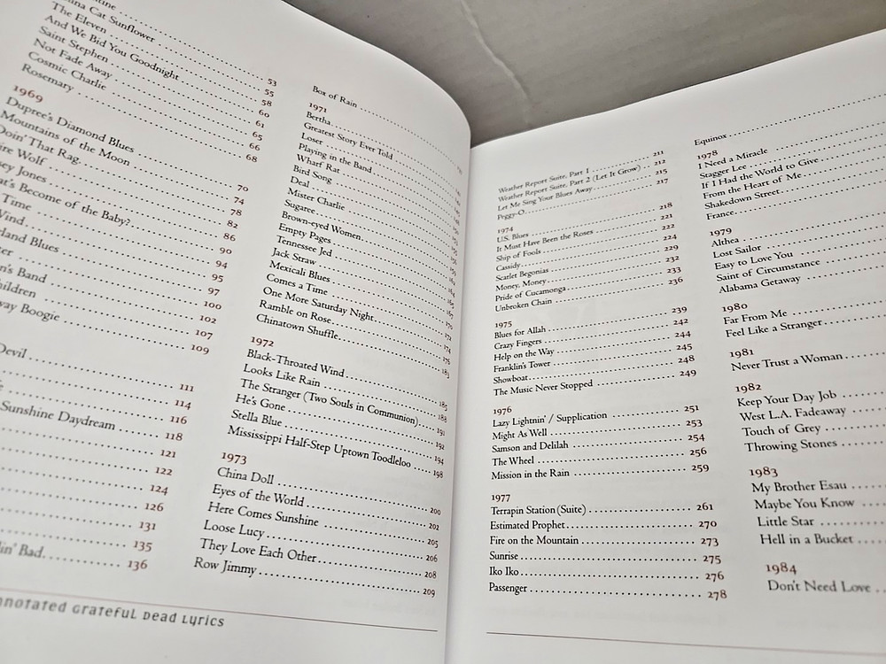 The Complete Annotated Grateful Dead Lyrics Annotations by David Dodd Hardcover