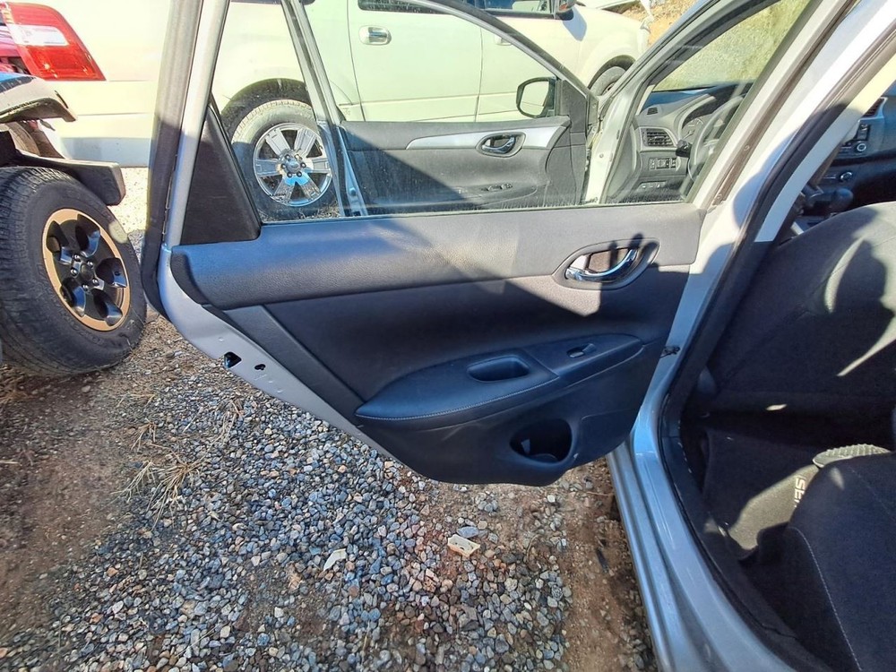 Console Front Floor CVT Fits 13-16 SENTRA 4852859