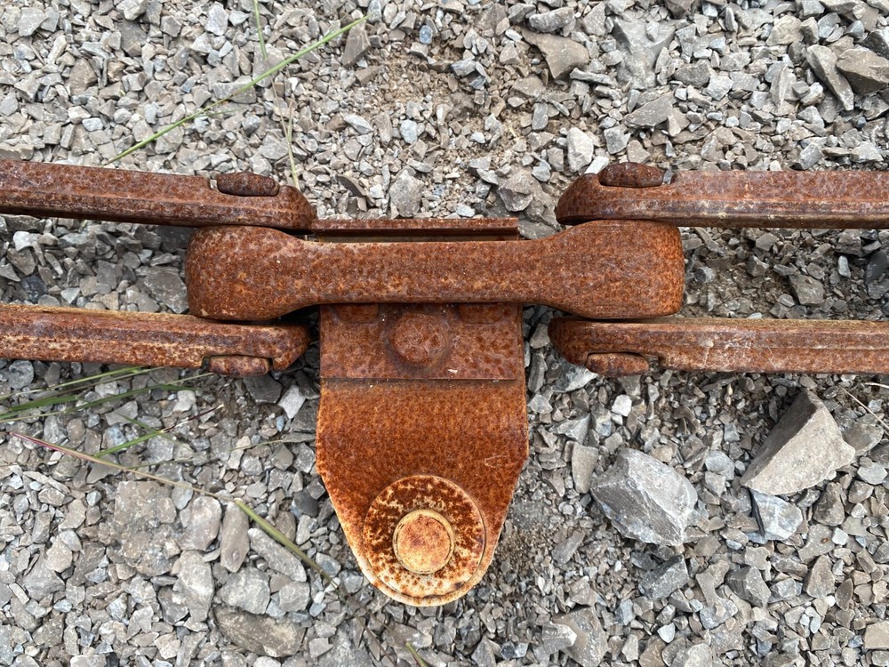 Intermediate "H" Attachments for X-348 Conveyor Chain