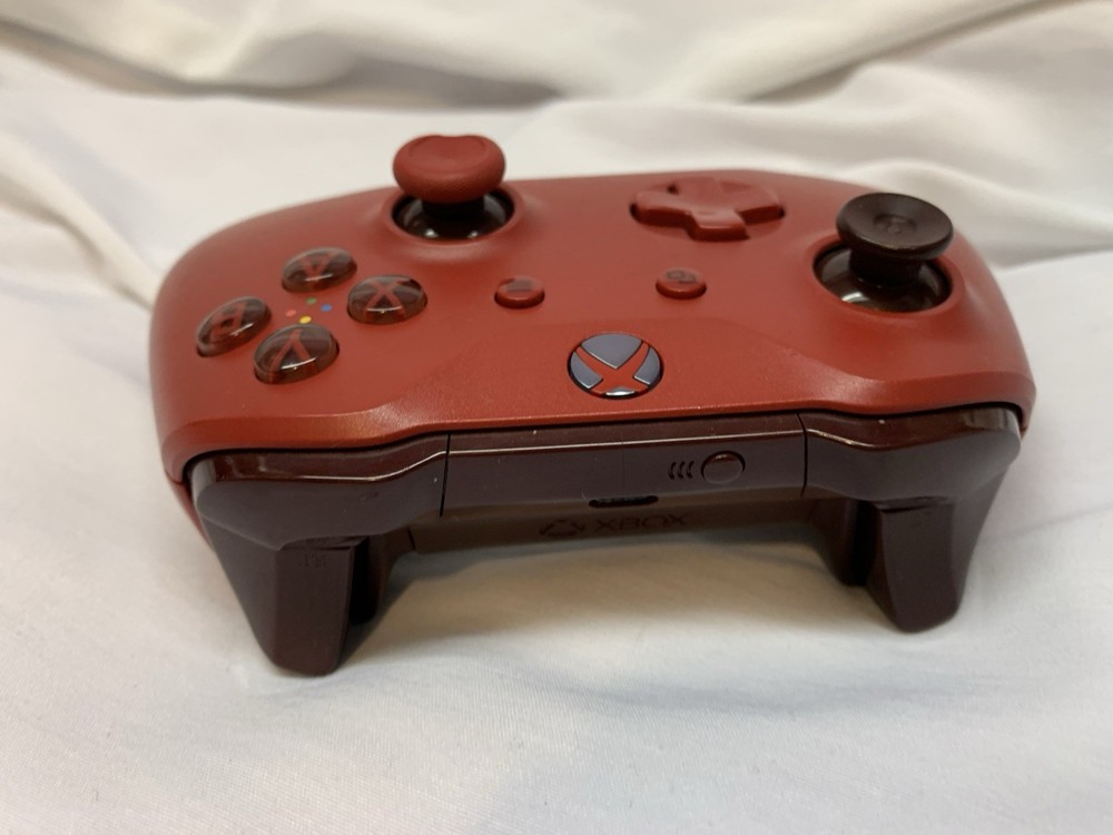 Microsoft Xbox One Wireless Controller - Red! Works Great! Ships Free!