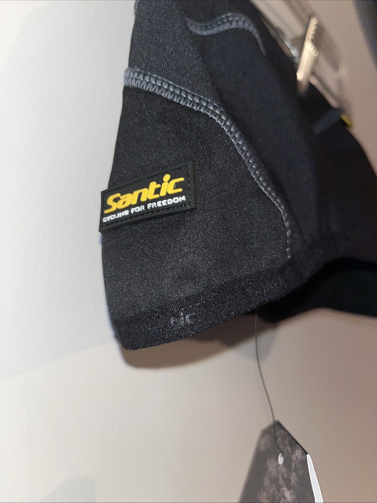 NWT BLACK UITRO SANTIC CYCLING CAP