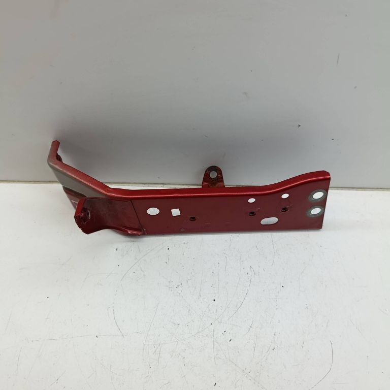 Mazda 3 Front Right Bracket Fender III 2014