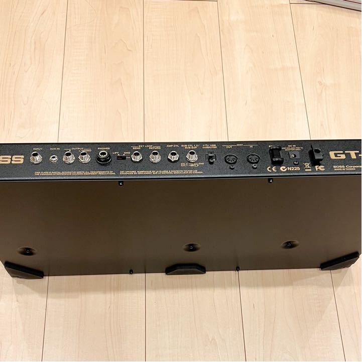 BOSS GT-100 Multi-Effects Guitar Effect Pedal W/AC Adapter Test Completed