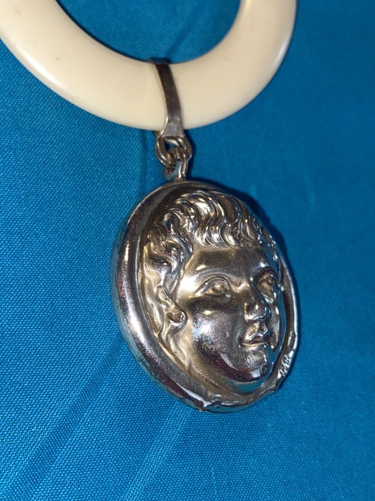 Antique Sterling Silver Babies Rattle Teether ring Crisford & Norris Cherub face