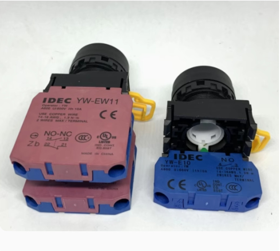 1PC New IDEC Flat head self-locking button YW1B-A1E20R 2NO red #LL