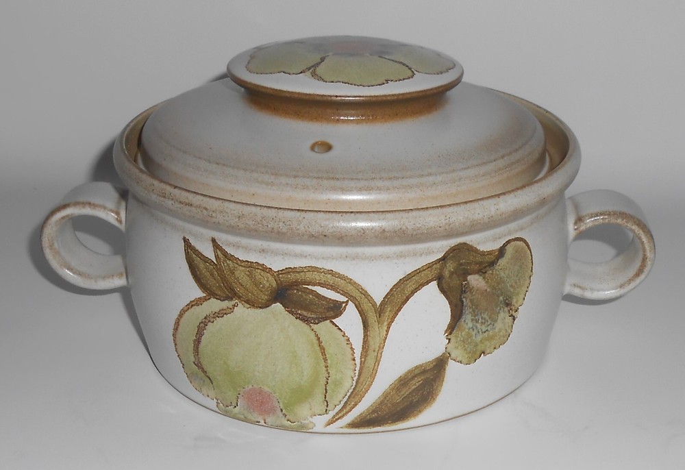 Denby Pottery Stoneware Troubadour 1-1/4 Quart Casserole