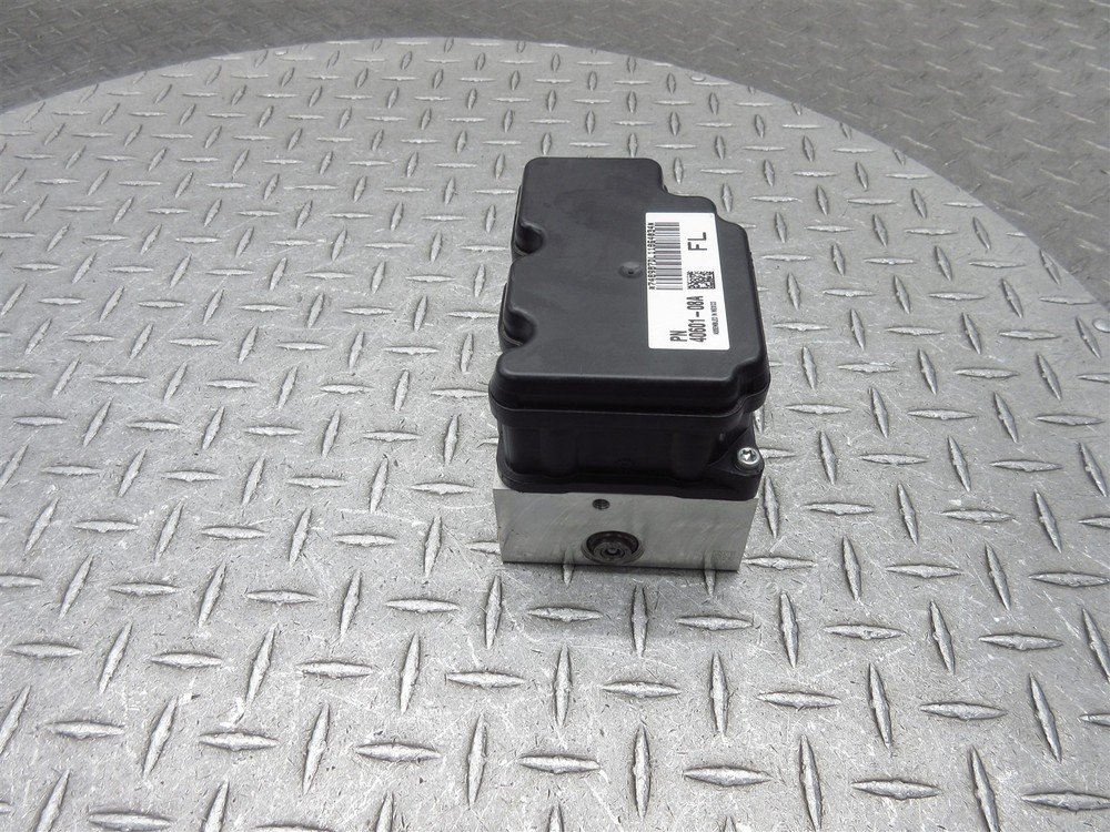 2012 Harley Electra Glide Limited FLHTK ABS Pump Brake Module Control Unit OEM