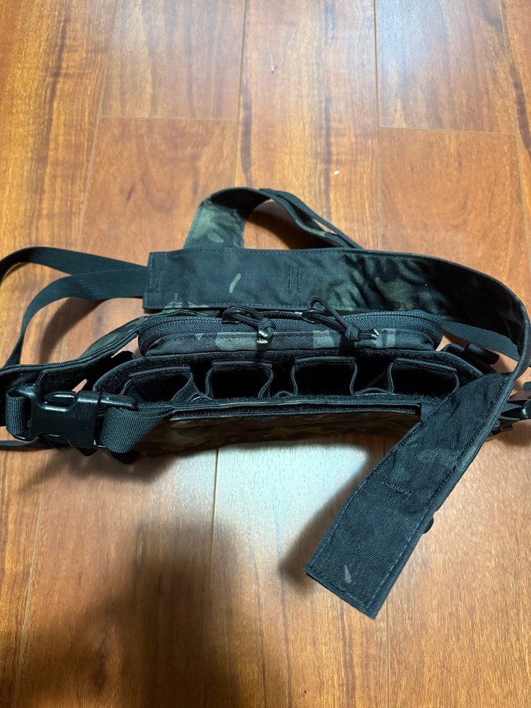 Haley Strategic D3CRM Chest Rig Sub Gun Inserts Multicam Black