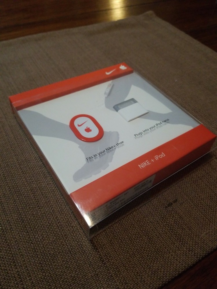 NIB Nike + iPod Sport Kit Wireless Running Shoe Sensor