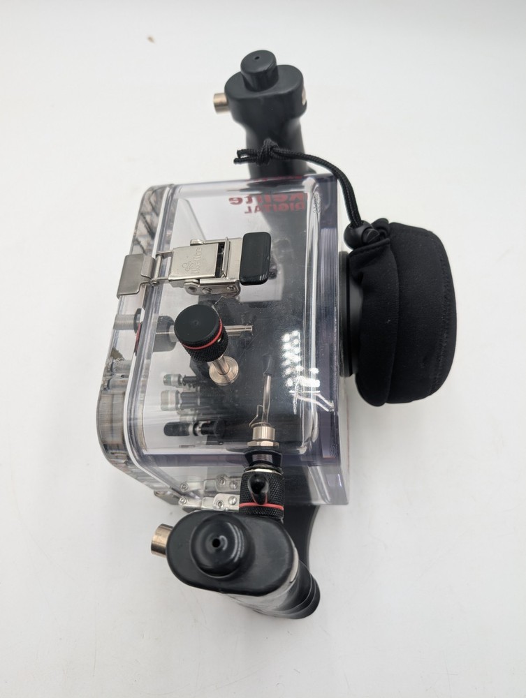Ikelite Underwater Camera Housing 21263