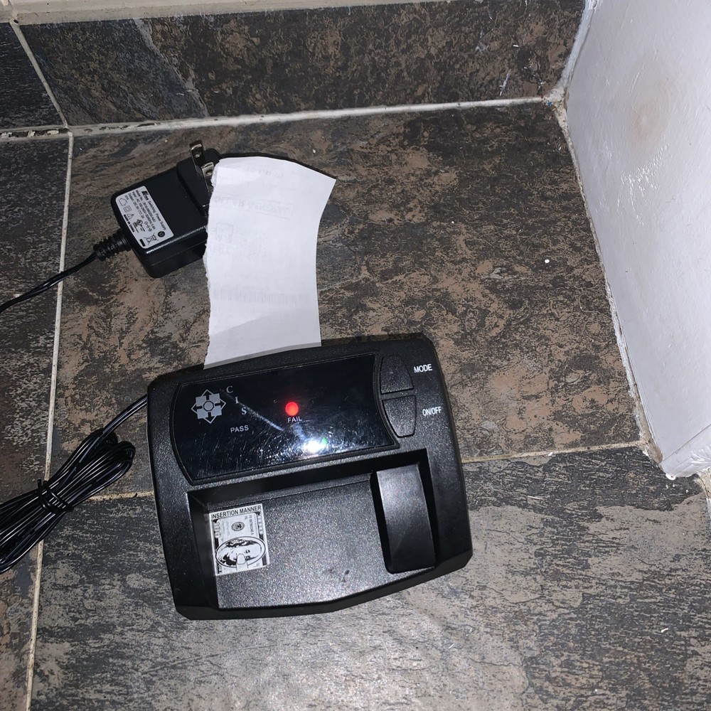 CIS Security Solutions CIS 113 Counterfeit Bill Detector Portable Rechargeable