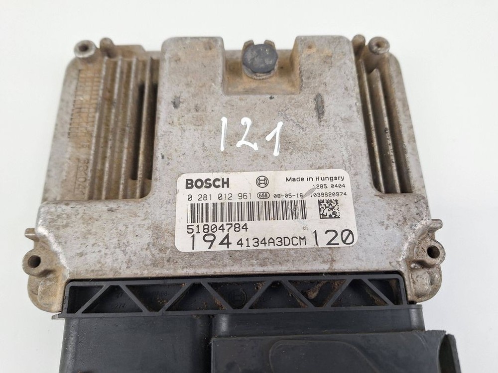 Fiat Croma 2007 Engine Control Module ECU 51804784 kW BVV623