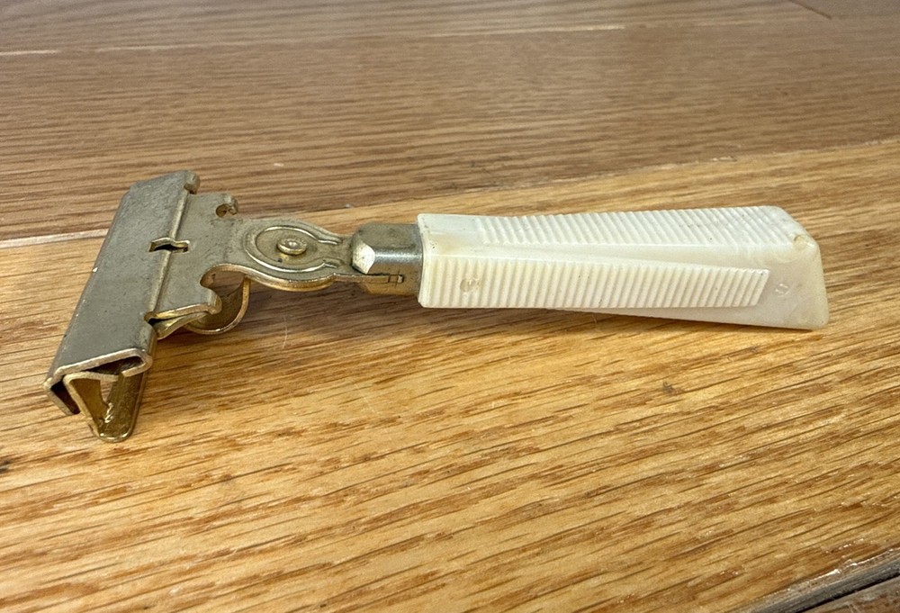 Vintage Schick Eversharp Razor 1940’s Injector