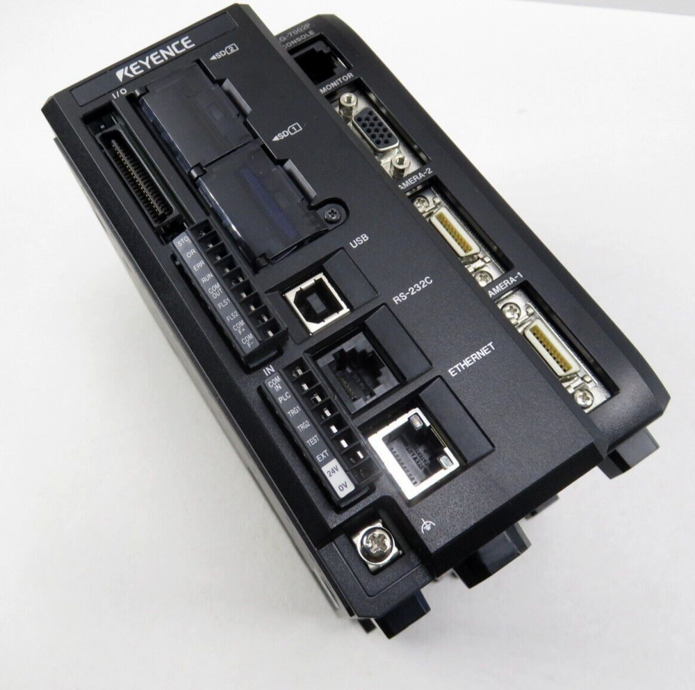 Keyence XG-7002P Multi-camera Imaging System/Controller w/ Keyence OP-87133