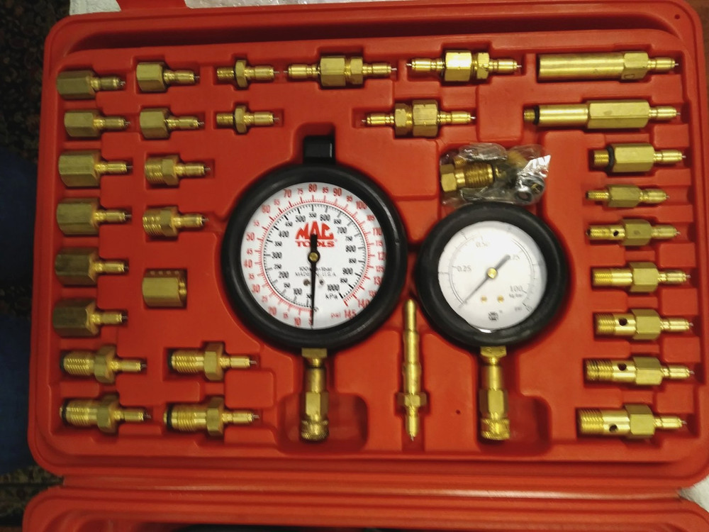 MAC- TOOLS MASTER FUEL INJECTION TEST KIT SET BRAND NEW CONDITION