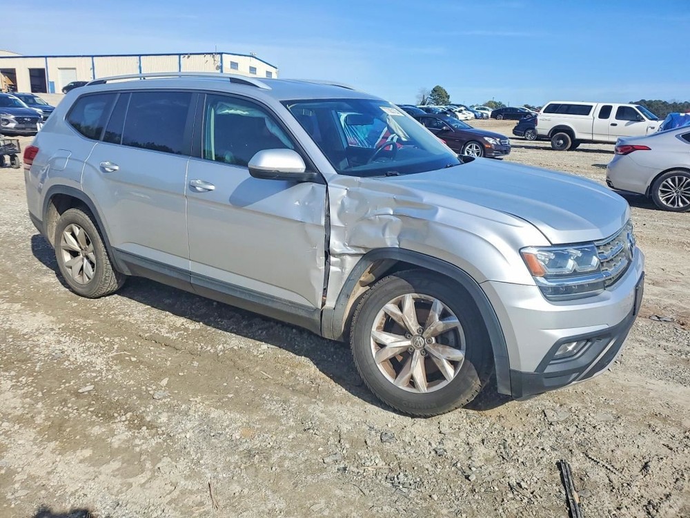 ATLAS 2018 Glove Box 4997094