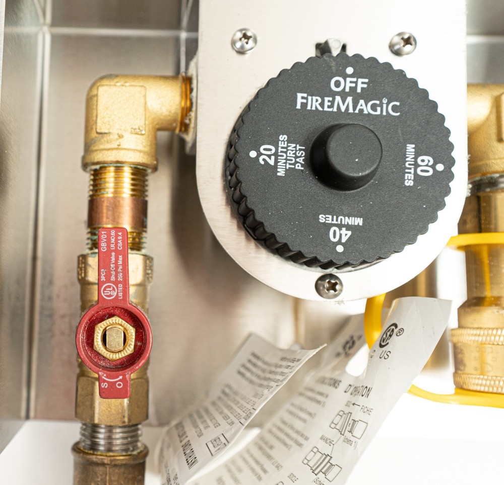 Fire Magic Gas Connection Box with 1-Hour Timer/Quick Disconnect