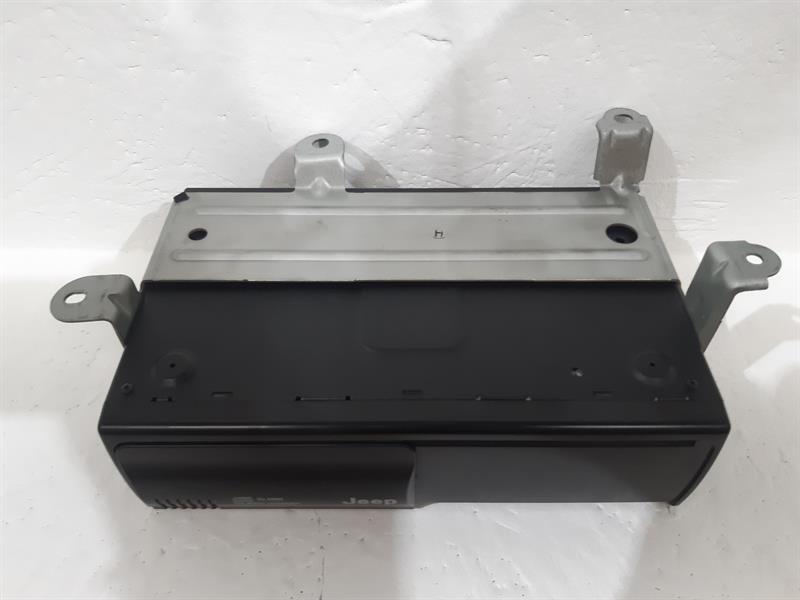 CD MULTICHANGER JEEP CHEROKEE Disc Changer