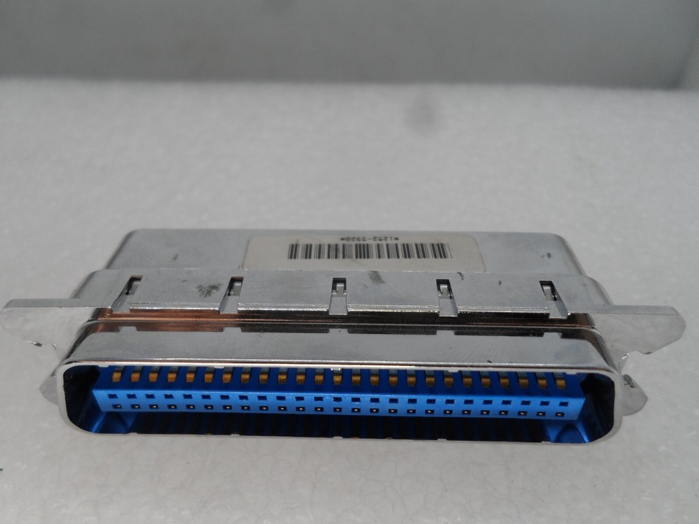 Datamate SCSI TERMINATOR DM800-09-R