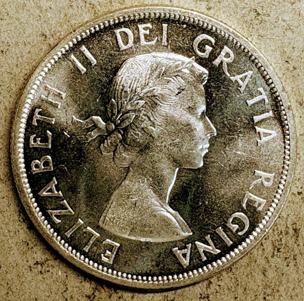 1958 Canada 🇨🇦 Silver Dollar Totem Pole Uncirculated
