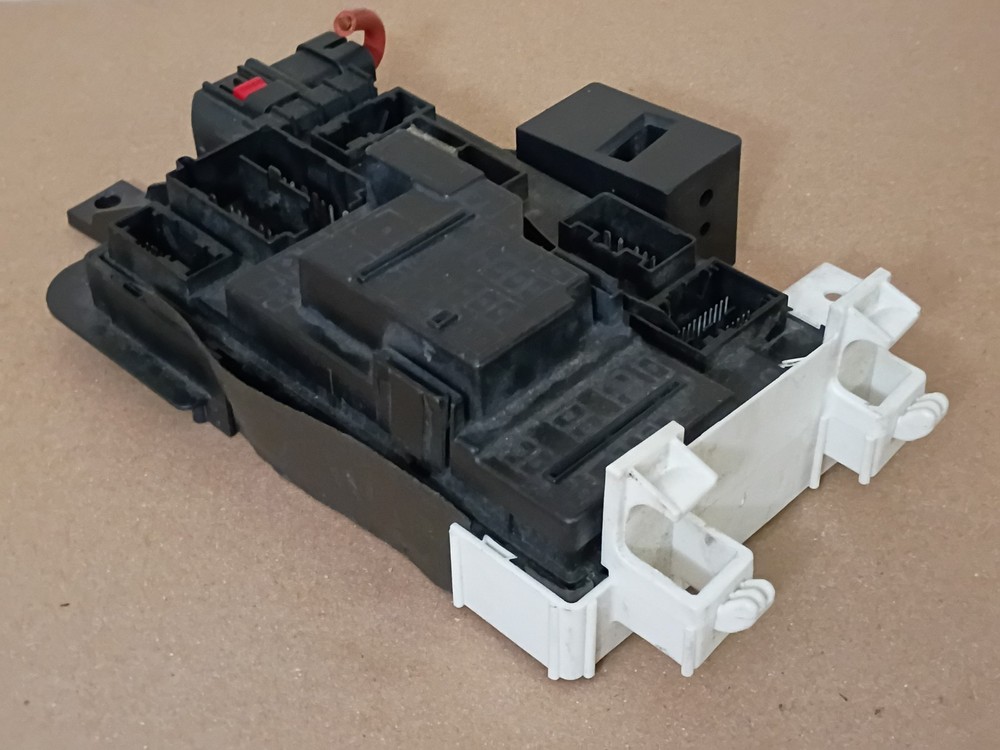 2011 FORD Mustang BCM GEM Multifunction Control Module p/n BR3T-15604-BA