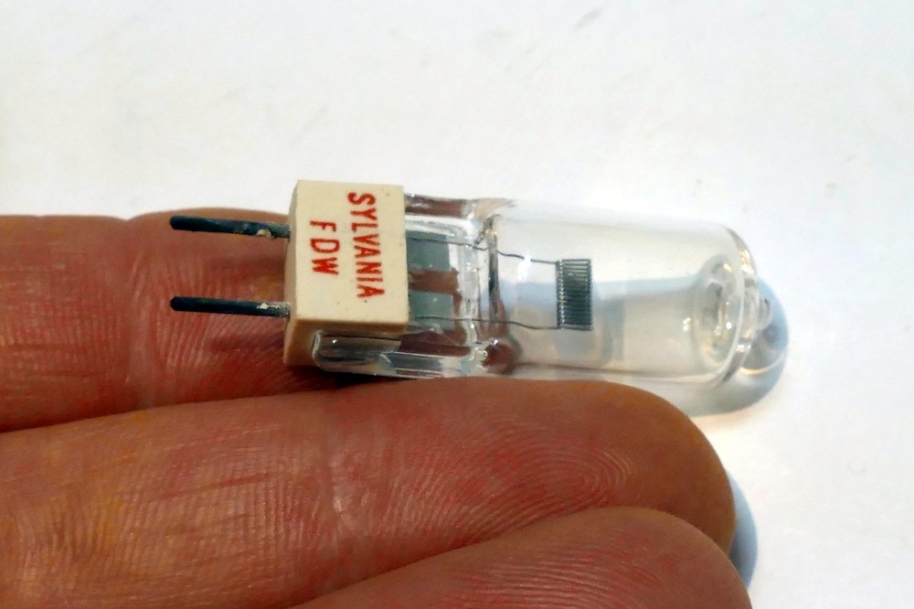 SYLVANIA FDW 58-20 PROJECTION LAMP BULB