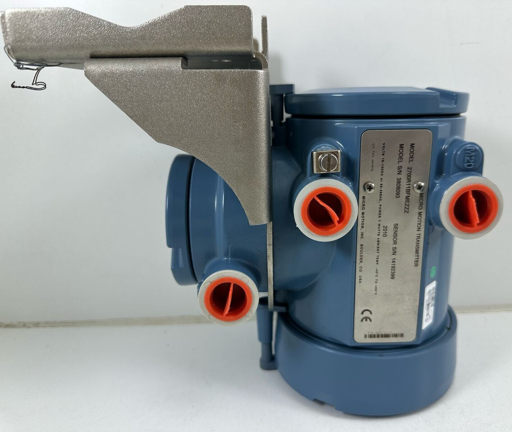 EMERSON 2700 MICRO MOTION TRANSMITTER 2700R11BFMEZZZ (NEW)