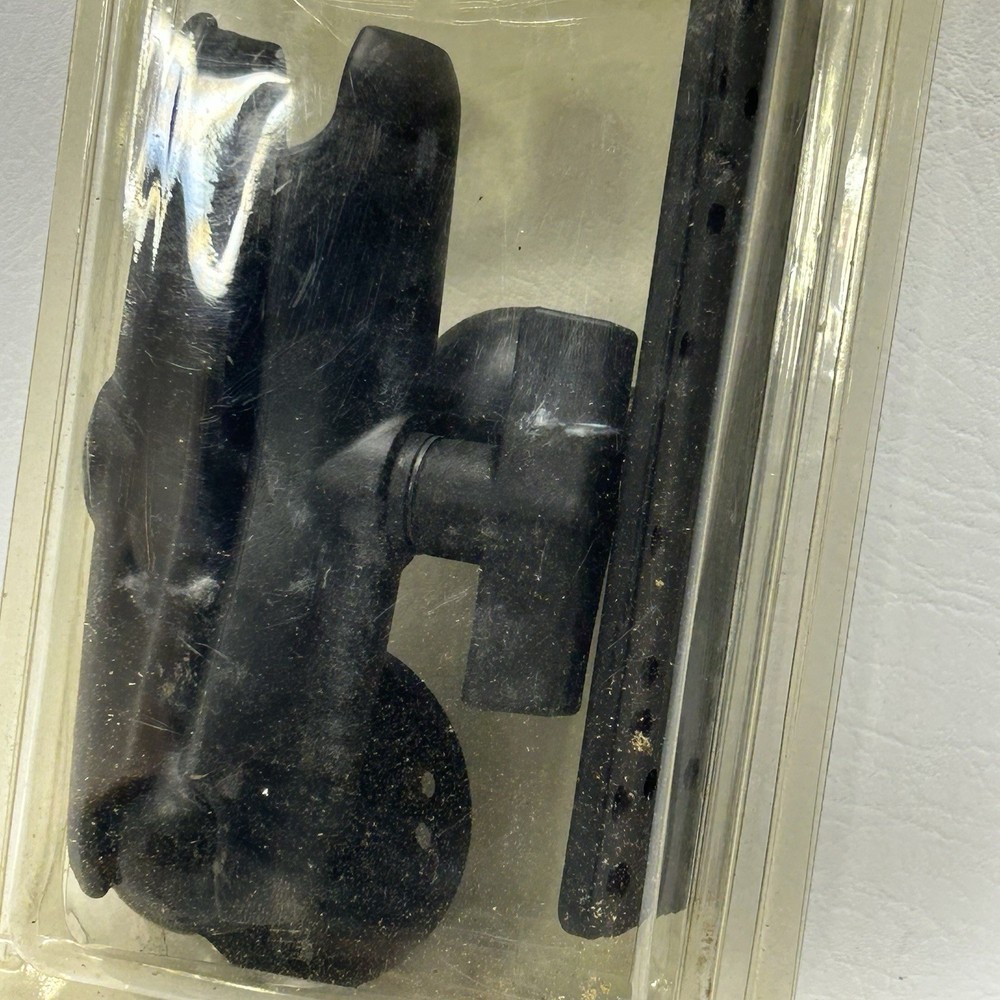 Ram Mount 7” Depth Finder Mount RAM-111 EUC w/ Original Packaging