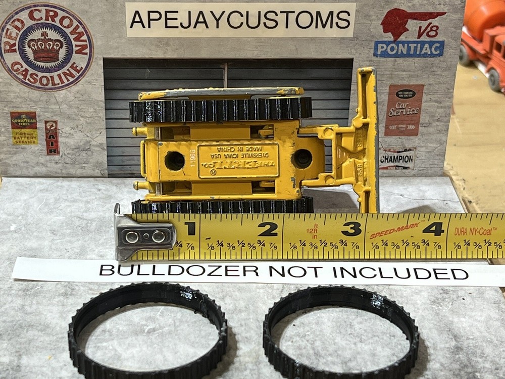 Ertl John Deere Bulldozer (TRACKS ONLY)