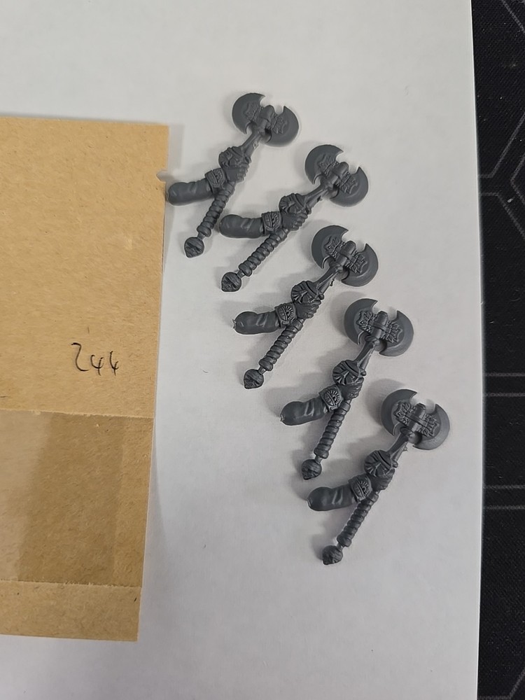 Dwarfs Dwarf Warrior Weapons Warhammer Fantasy WHFB Bits