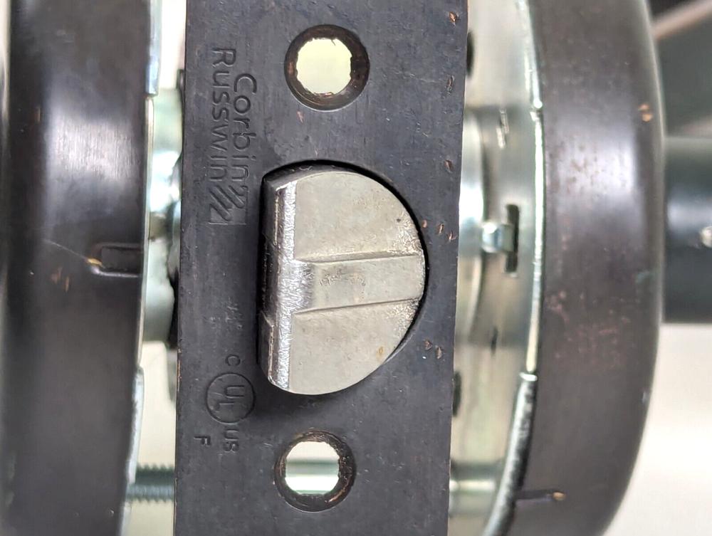 LOT 2 CORBIN RUSSWIN LEVER HANDLE NON-LOCKING ENTRY
