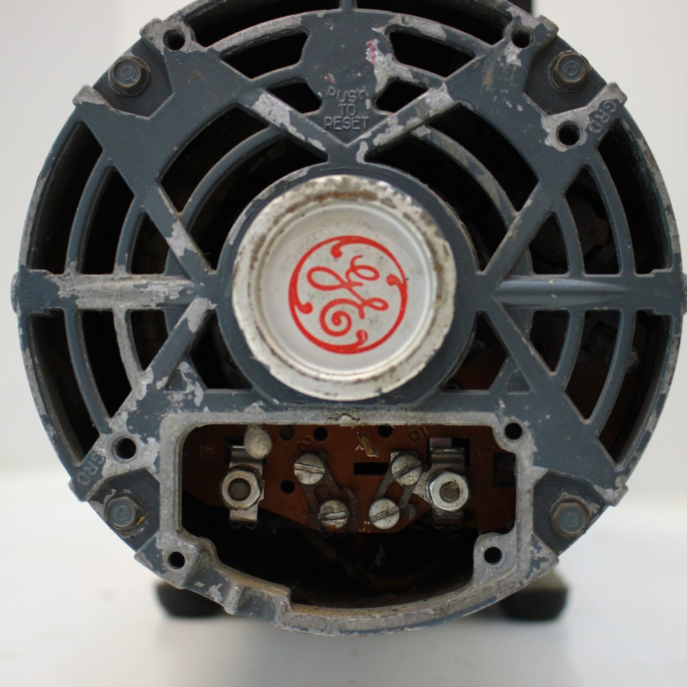 Edwards E2M2 Rotary Vane Dual Stage Vacuum Pump - UNTESTED, not wired