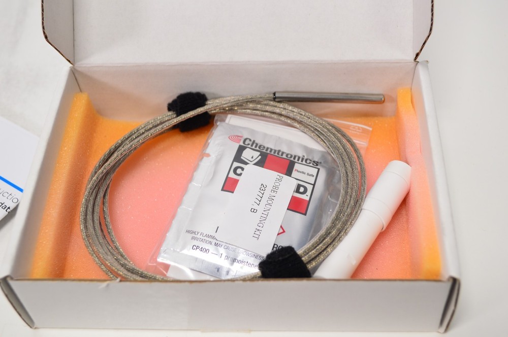 NEW Vaisala Temperature Probe TMP115 3M