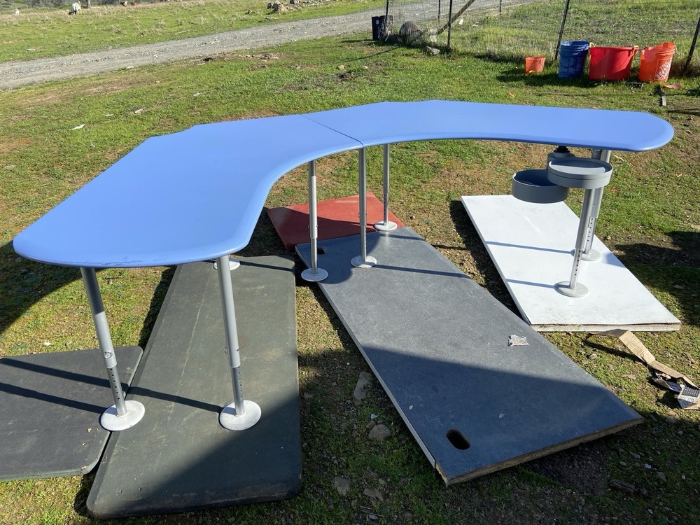 Vintage Herman Miller Resolve Workstations For Two