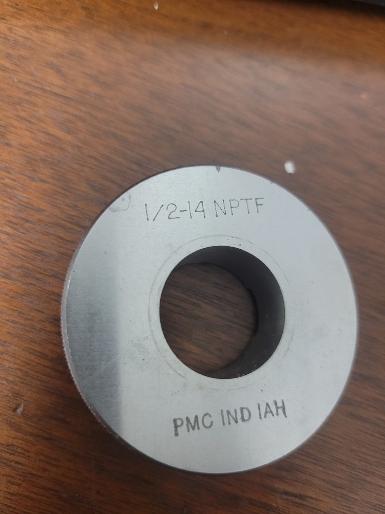 1/2-14 NPTF threaded plug GUAGE